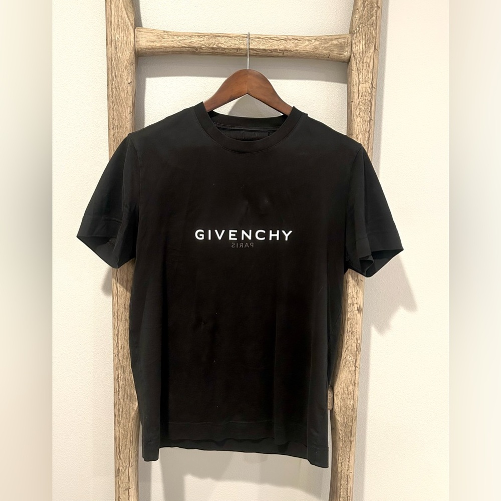 GIVENCHY Reverse t-shirt in cotton
